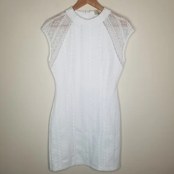 TORN BY RONNY KOBO NWT White Lace Short Sleeve Body Con Mini Dress